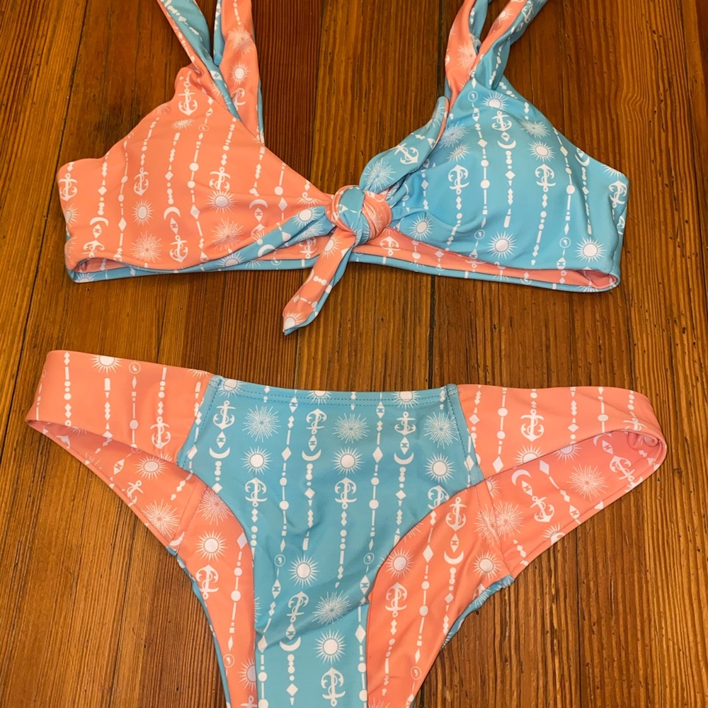 Multi colored bikini - Picture 2 of 2